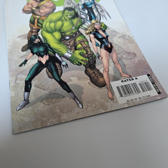 Marvel World War Hulk Comic Book - Picture 3 of 6